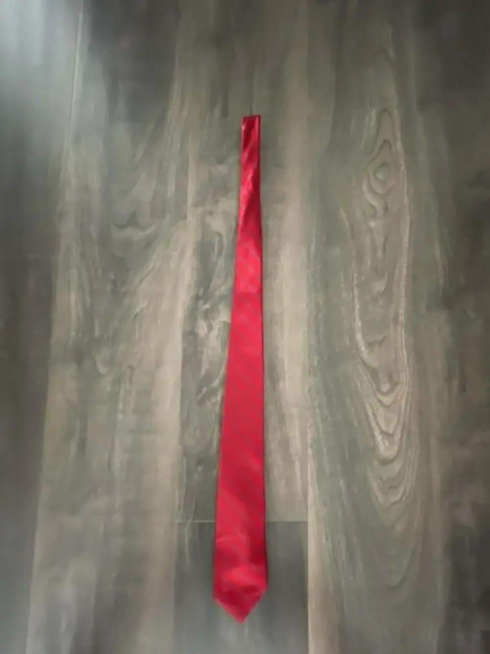 Oscar de la Renta Red and Blue Striped Silk Necktie Hand-Sewn